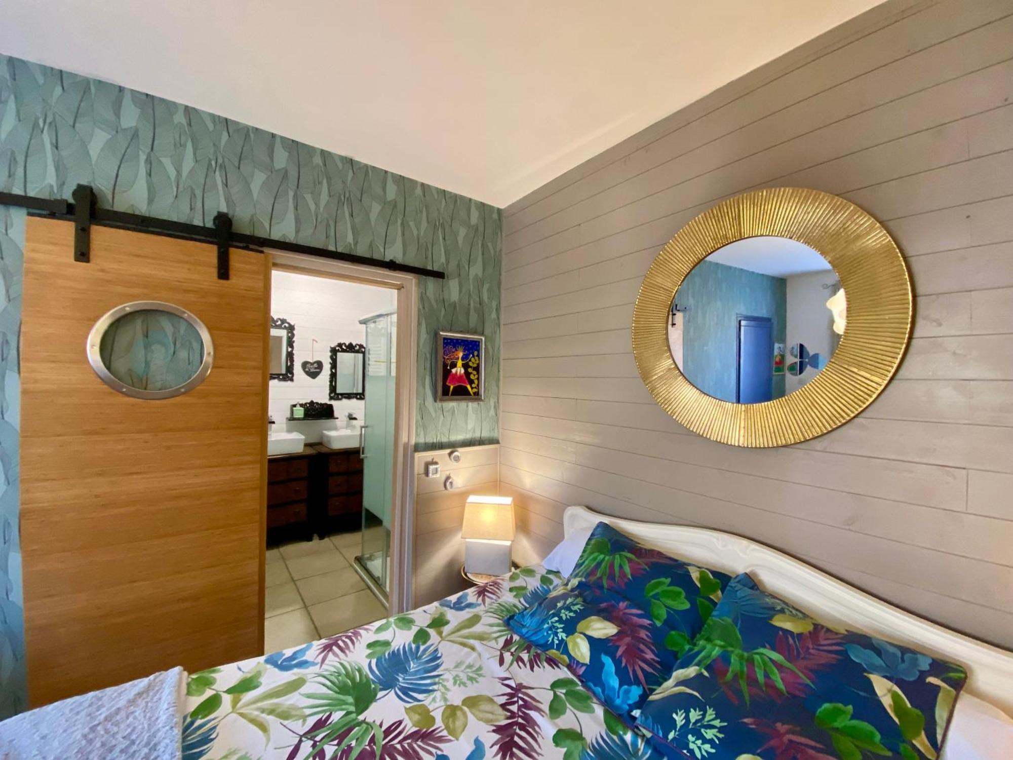 Le Cocon Boheme - Maison Climatisee Au Coeur De Sarlat - Parking - Piscine Chauffee - Spa Et Massages Eksteriør bilde